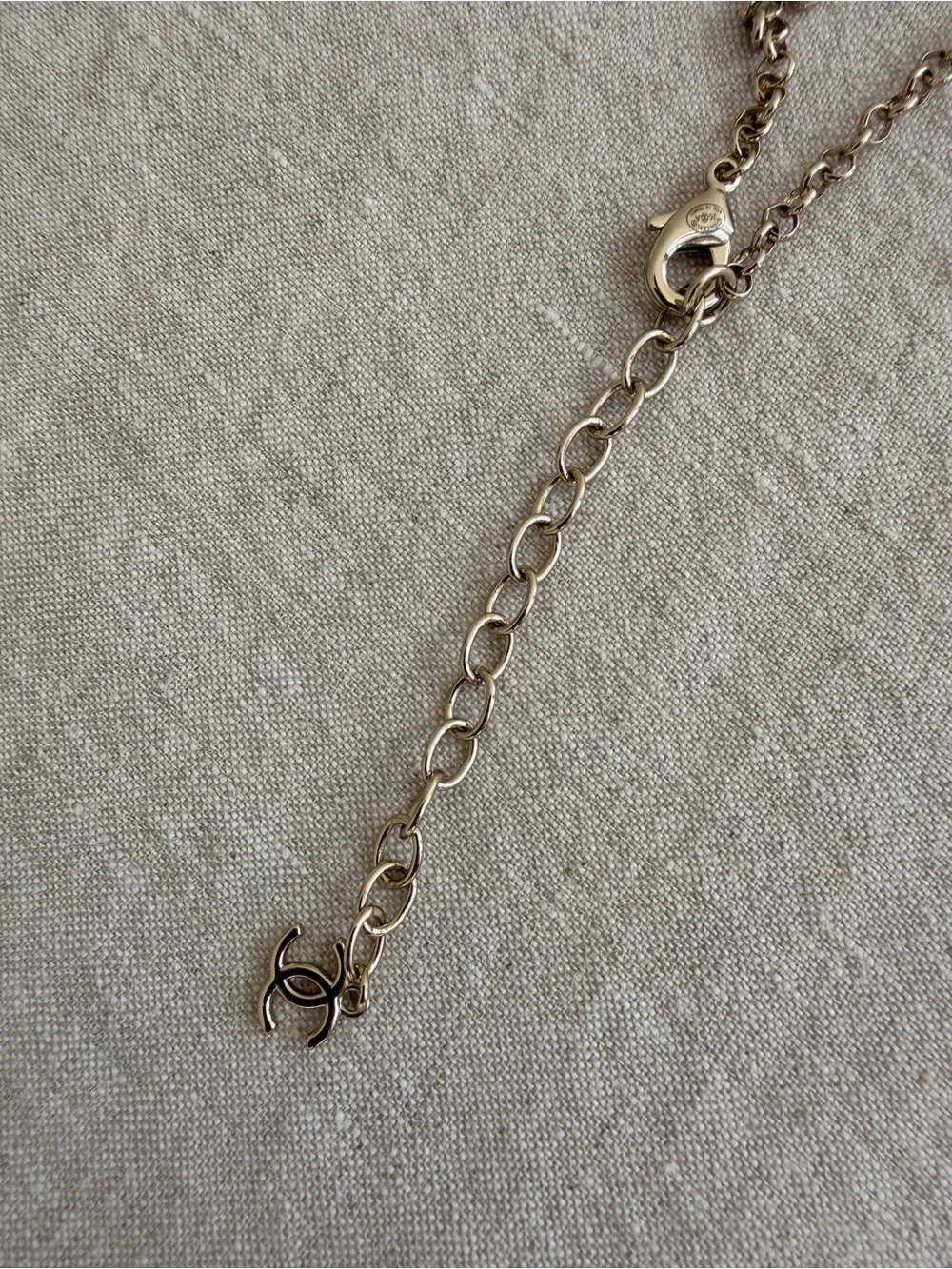 CHANEL Pendant Necklace with Pink Crystal Accents🌸